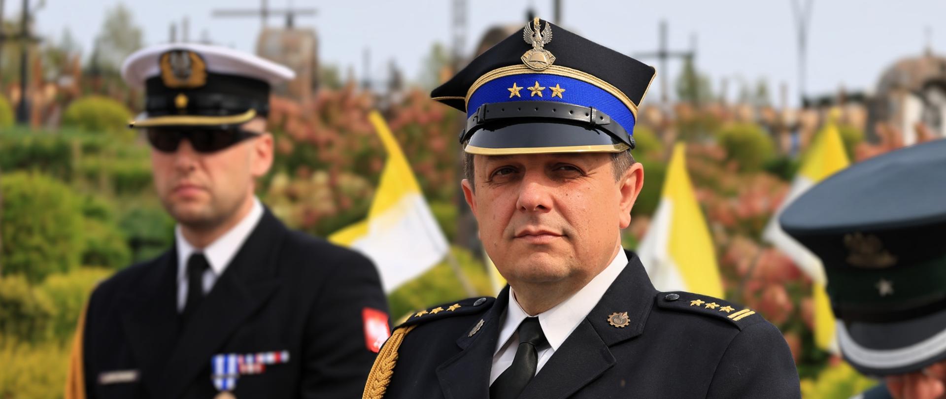 Na zdjęciu zastępca podlaskiego komendanta wojewódzkiego Państwowej Straży Pożarnej - st. bryg. Grzegorz Lisowski