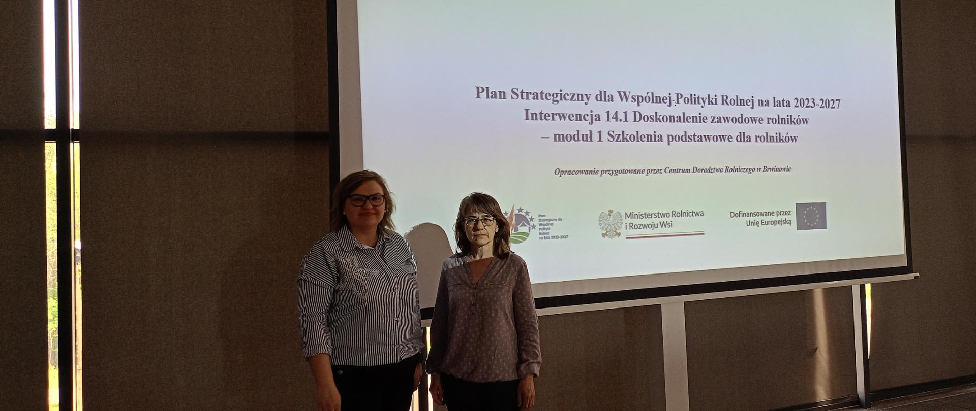 Kierownik OT w Bielsku Podlaskim z prelegentką.