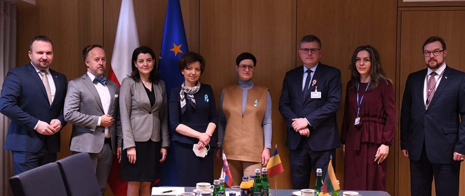 Zdjęcie grupowe uczestników posiedzenia Rady UE ds. Zatrudnienia, Polityki Społecznej, Zdrowia i Ochrony Konsumentów, 
