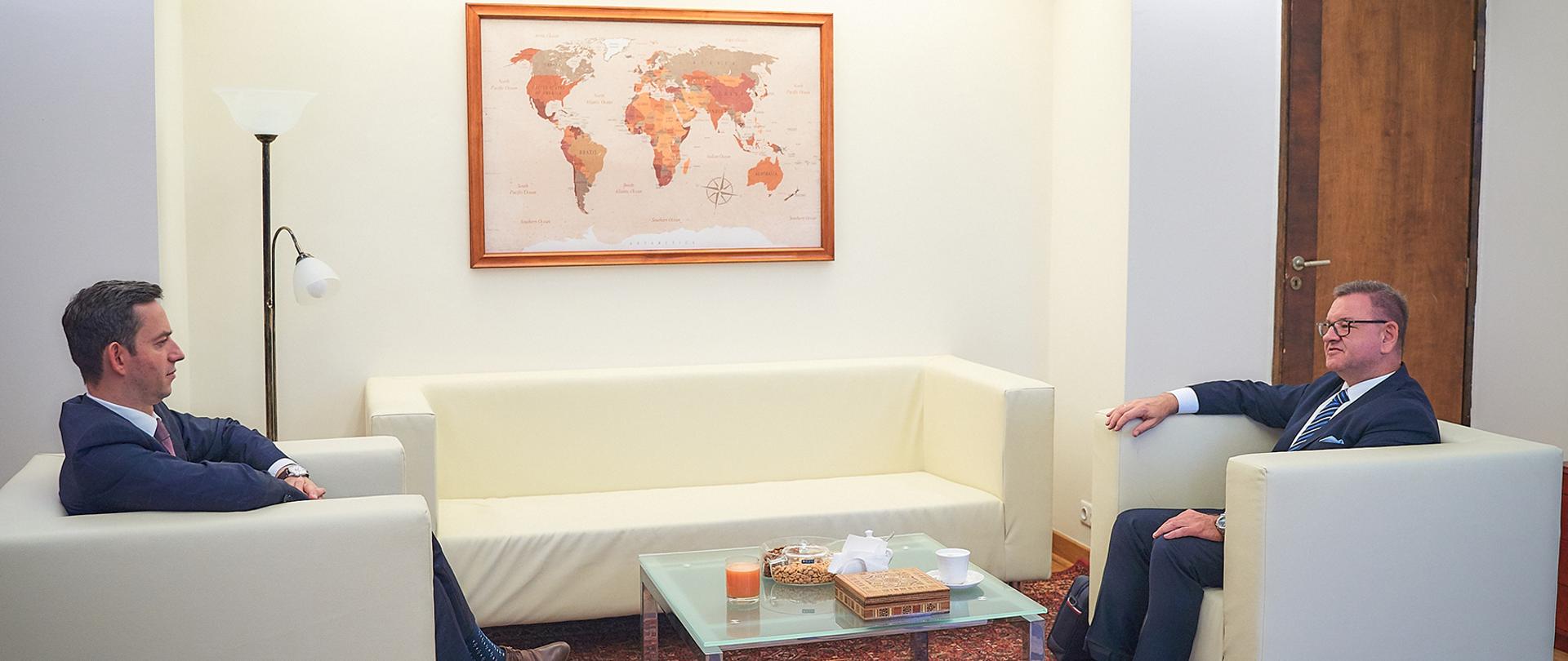 spotkanie amb. JJ z Min. M. Ociepą