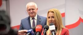 Nowa wicewojewoda odpowiada na pytania dziennikarzy 