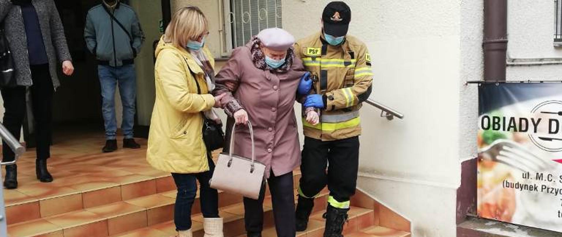 #SzczepimySię Straż Pożarna wspomaga Narodowy Program Szczepień 