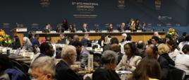 12 Konferencja Światowej Organizacji Handlu w Genewie, sala obrad z przedstawicielami państw uczestniczących w obradach Konferencji