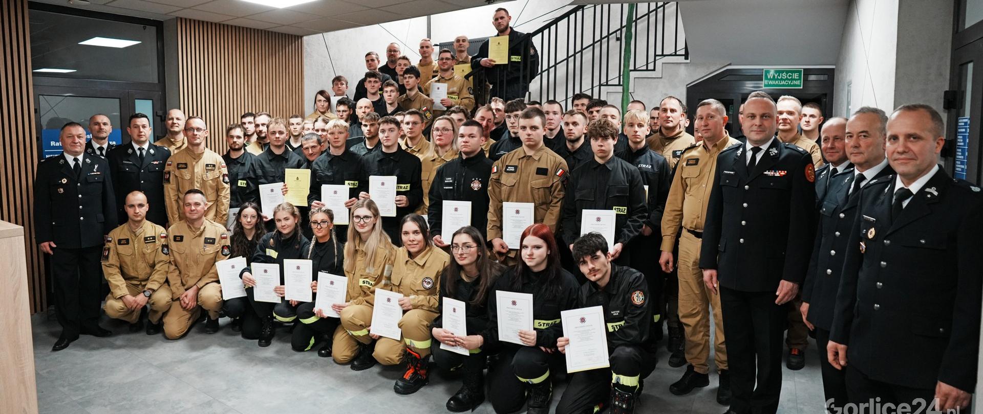 59 druhów i druhen ukończyło szkolenie podstawowe strażaków ratowników OSP
