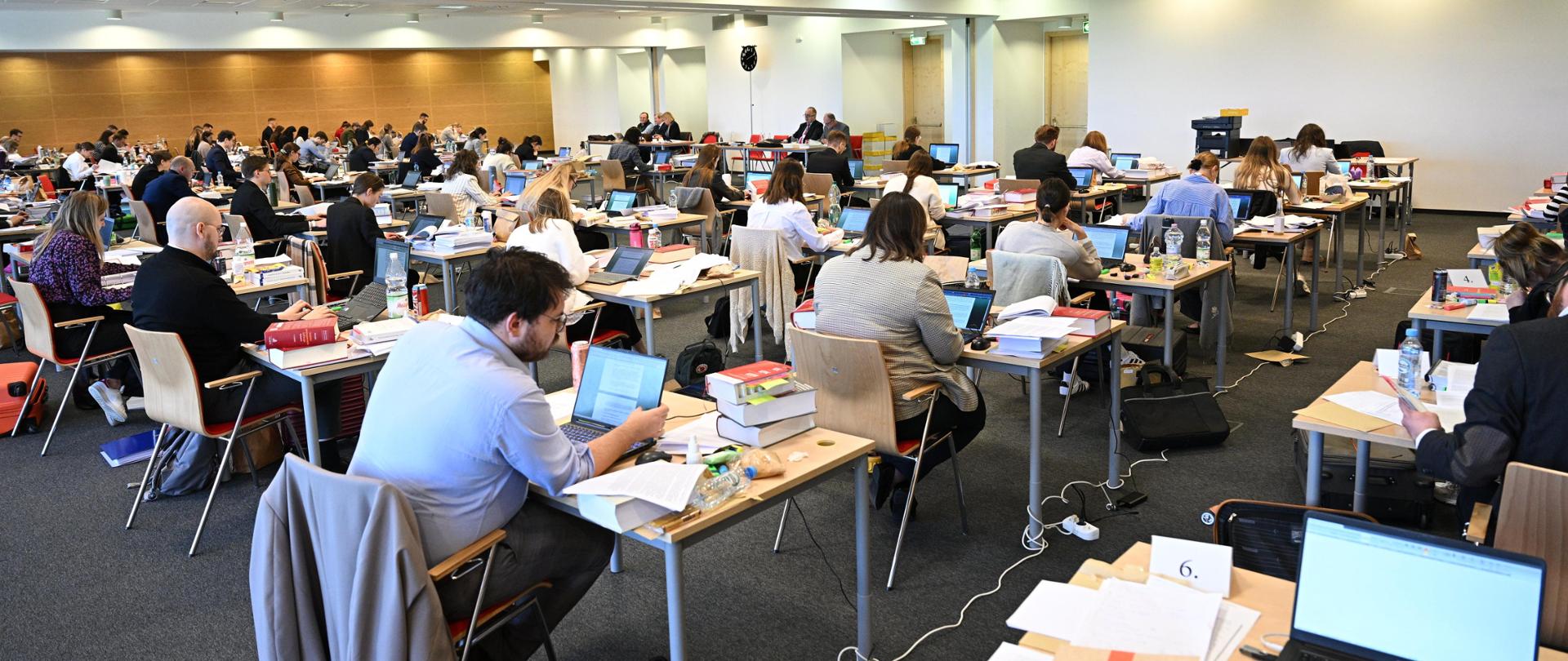 Egzaminy adwokackie i radcowskie