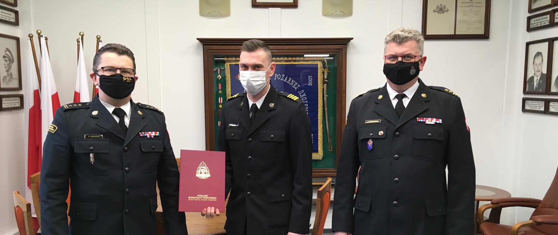 Wyróżnienie suwalskiego strażaka.