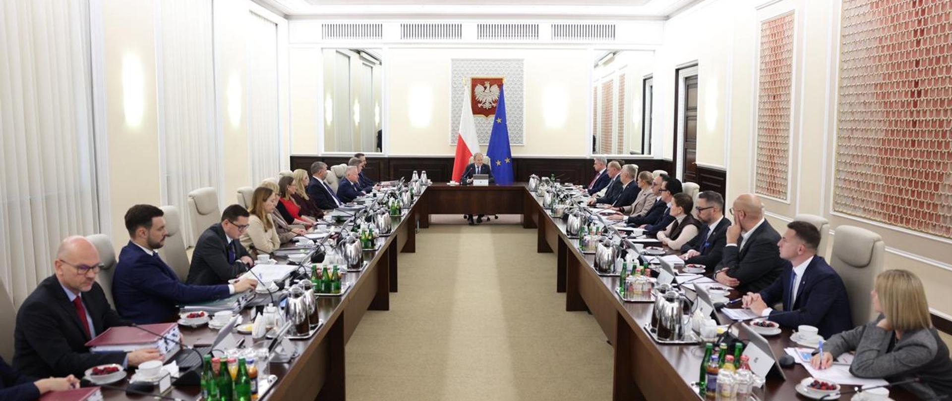 Rząd przyjął projekt ustawy o wdrażaniu Funduszu Bezpieczeństwa i Obronności_