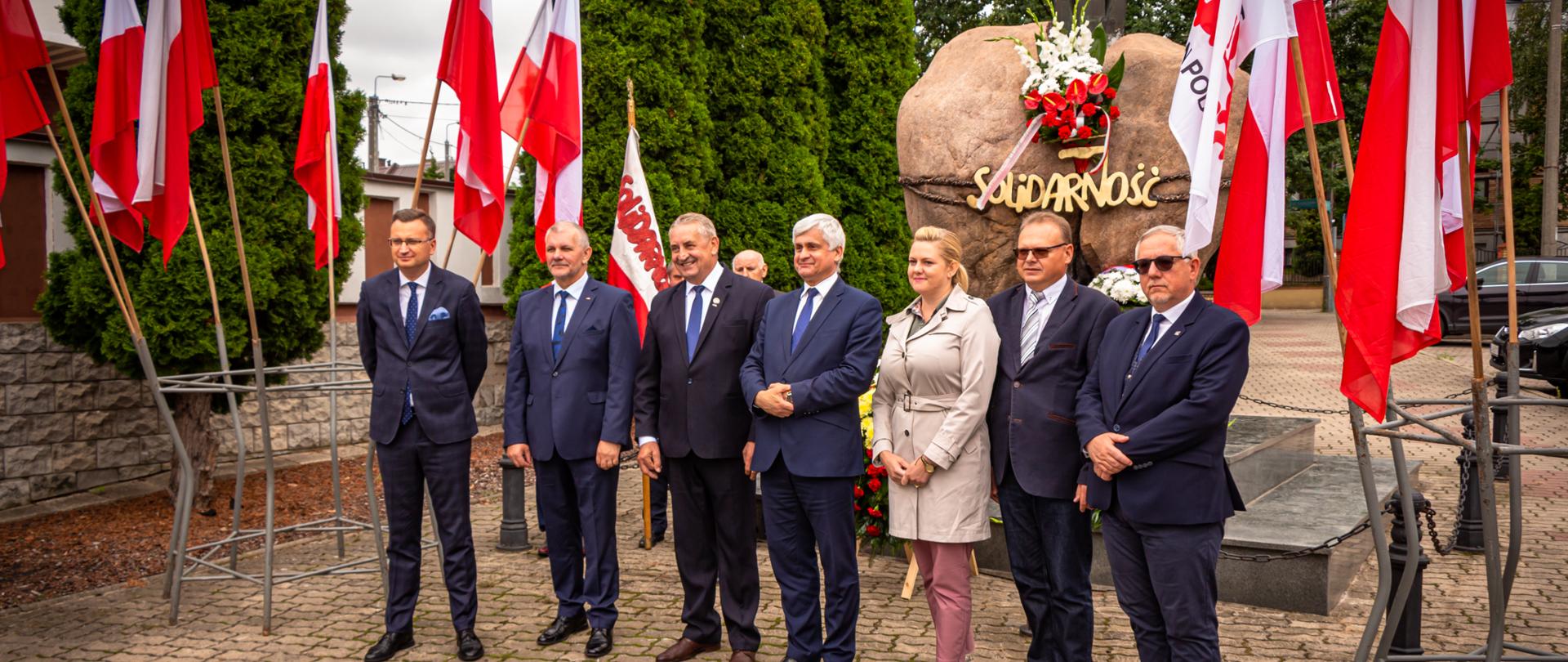 Upamiętnienie w Białymstoku 41. rocznicy porozumień sierpniowych