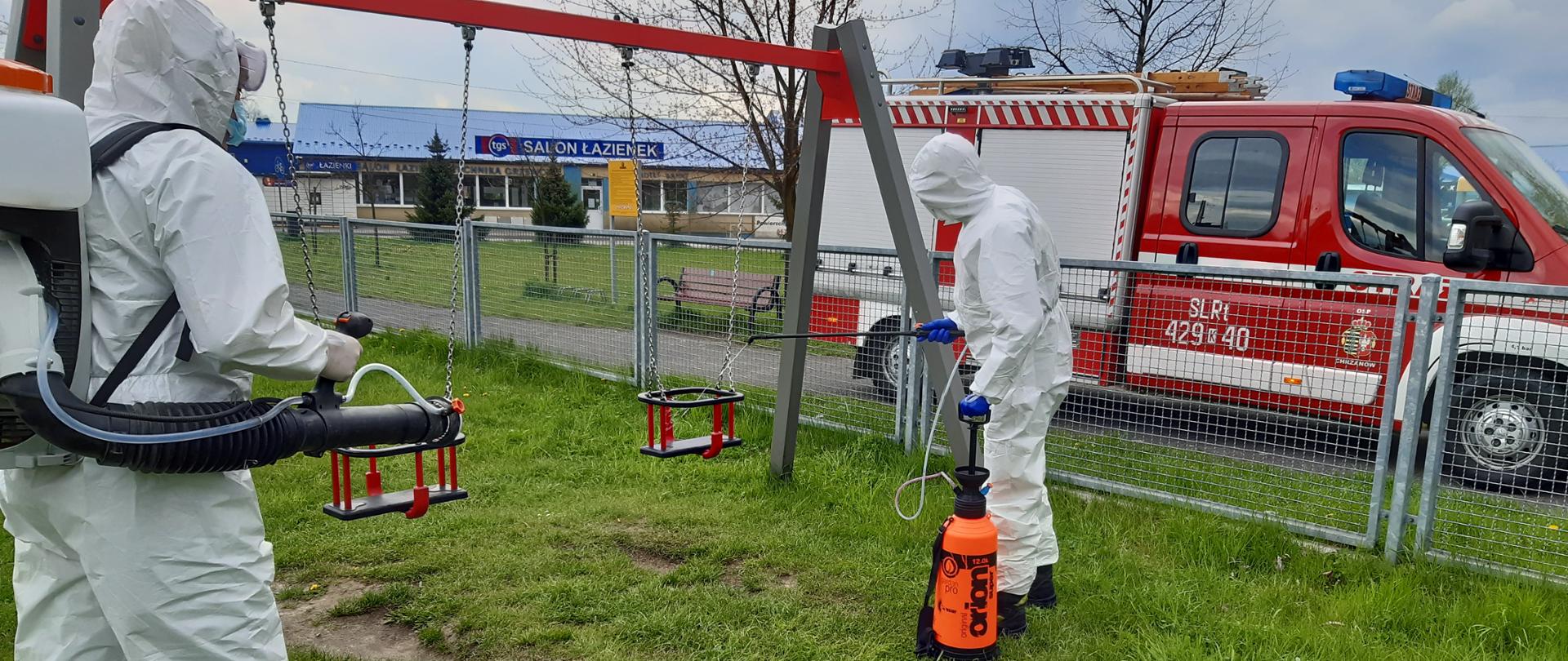 Dezynfekcja placów zabaw i siłowni plenerowych.