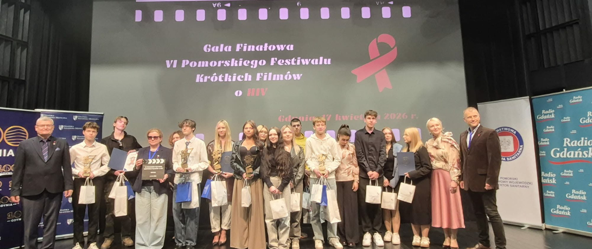 Uczestnicy i jury Finału VI Festiwalu Filmów o HIV