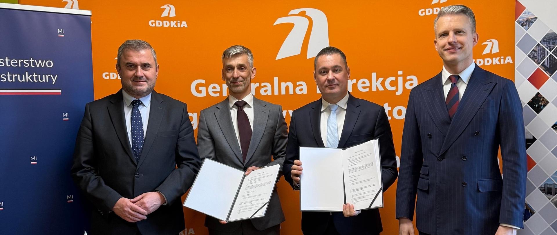 Generalna Dyrekcja Dróg Krajowych i Autostrad zawarła umowę na realizację 11,9 km odcinka drogi ekspresowej S6 Szczecin Zachód – Police w ciągu Zachodniej Obwodnicy Szczecina (ZOS). Kontrakt o wartości 694,8 mln zł, zawarty w obecności wiceministrów infrastruktury Stanisława Bukowca i Arkadiusza Marchewki, zrealizuje firma NDI. 