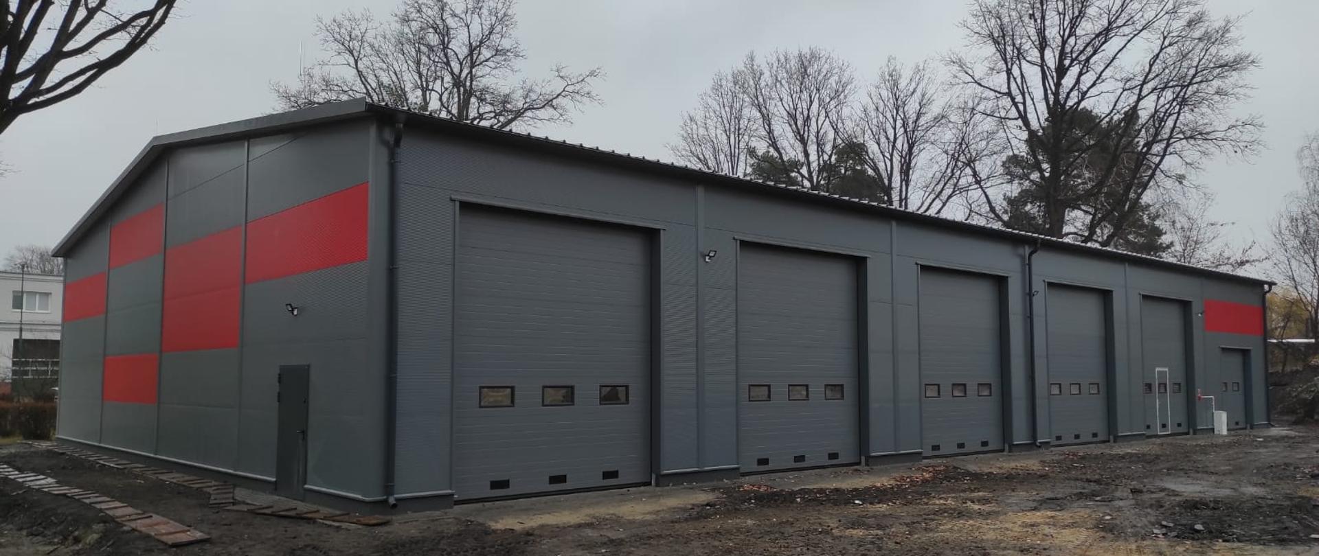 Odbiór hali garażowo-magazynowej na terenie Ośrodka Szkolenia w Pionkach KW PSP w Warszawie