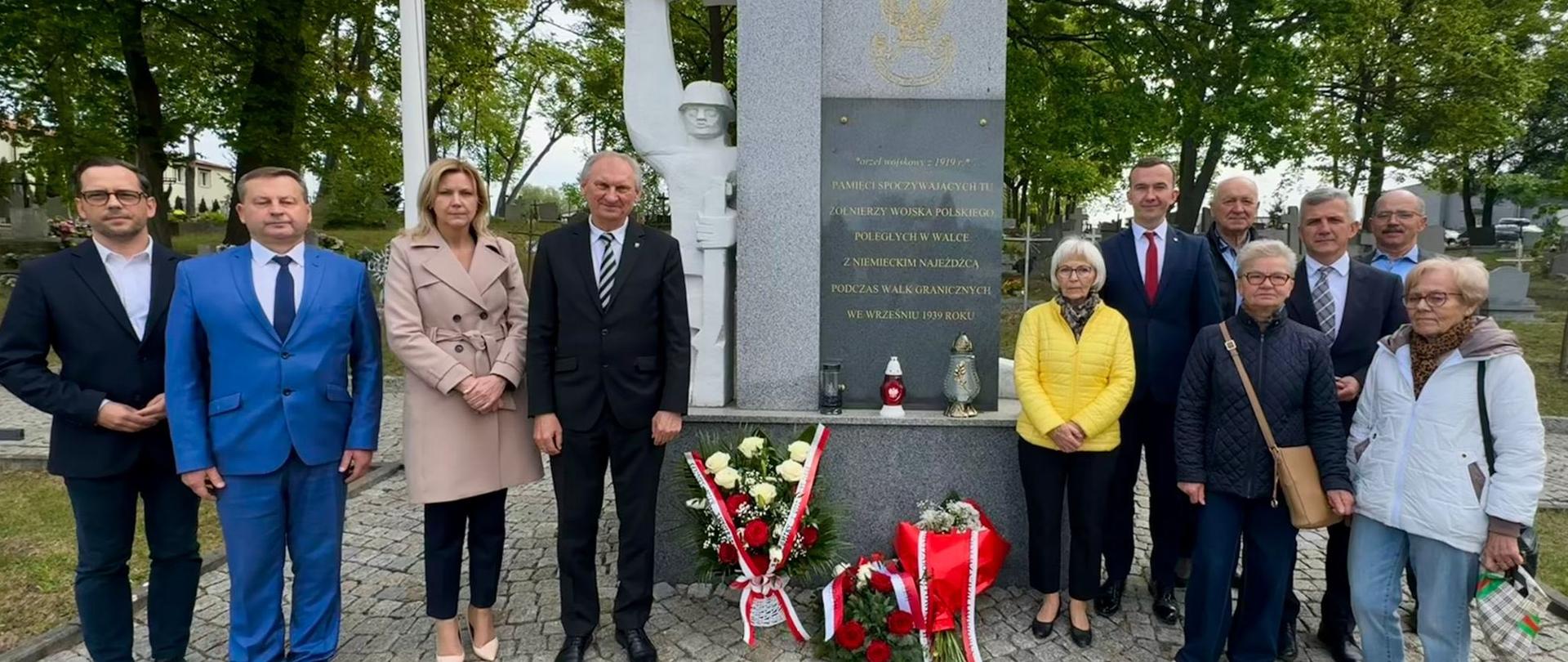 Dzień Zwycięstwa w Iławie z udziałem wicewojewody Mateusza Szauera
