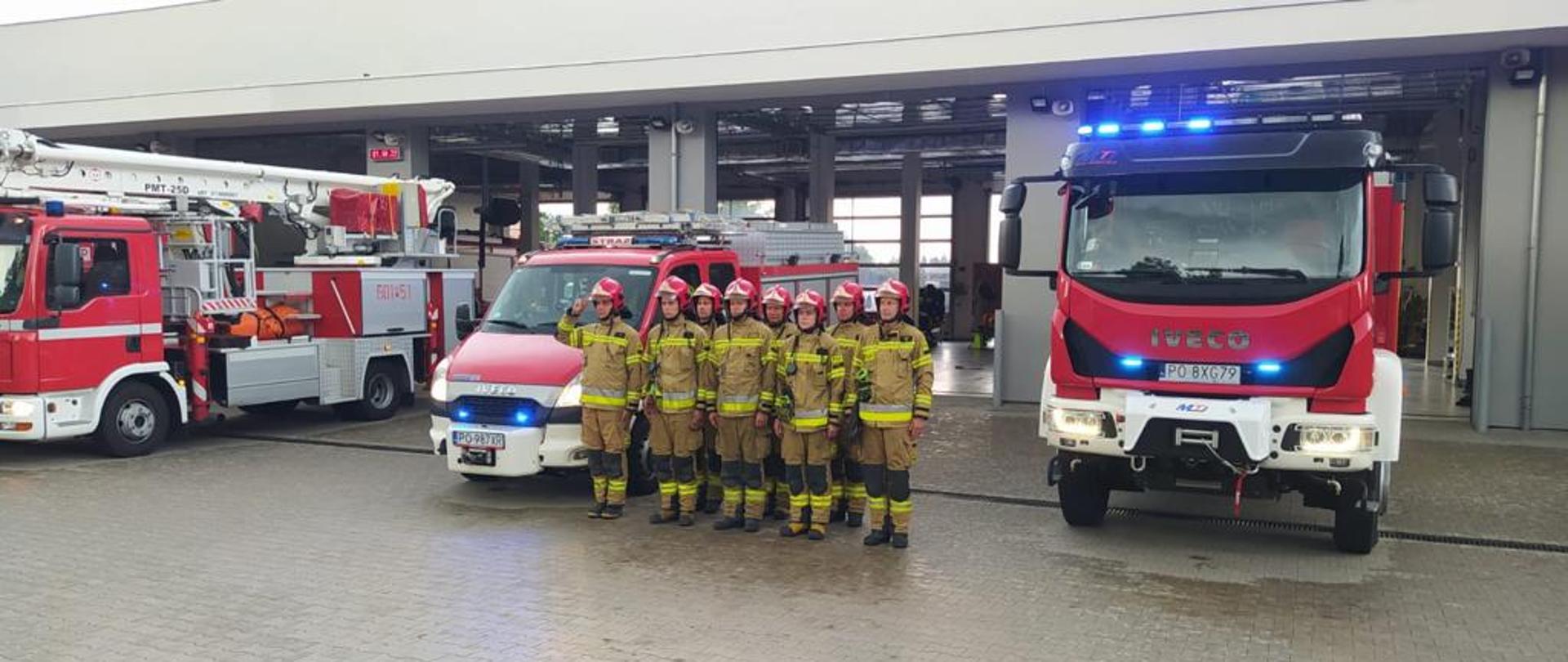 Zmiana służbowa JRG Śrem podczas godziny W upamiętniając kolejną rocznicę wybuchu Powstania Warszawskiego.