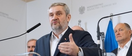 Minister J.K. Ardanowski podczas konferencji #JemyPolskąWołowinę