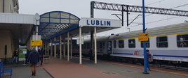 Peron kolejowy na stacji Lublin 