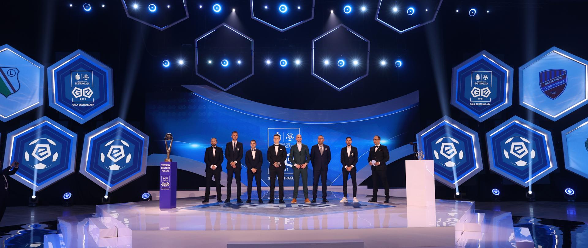 Najlepsi ligowcy sezonu nagrodzeni podczas Gali Ekstraklasy fot Rafal Oleksiewicz