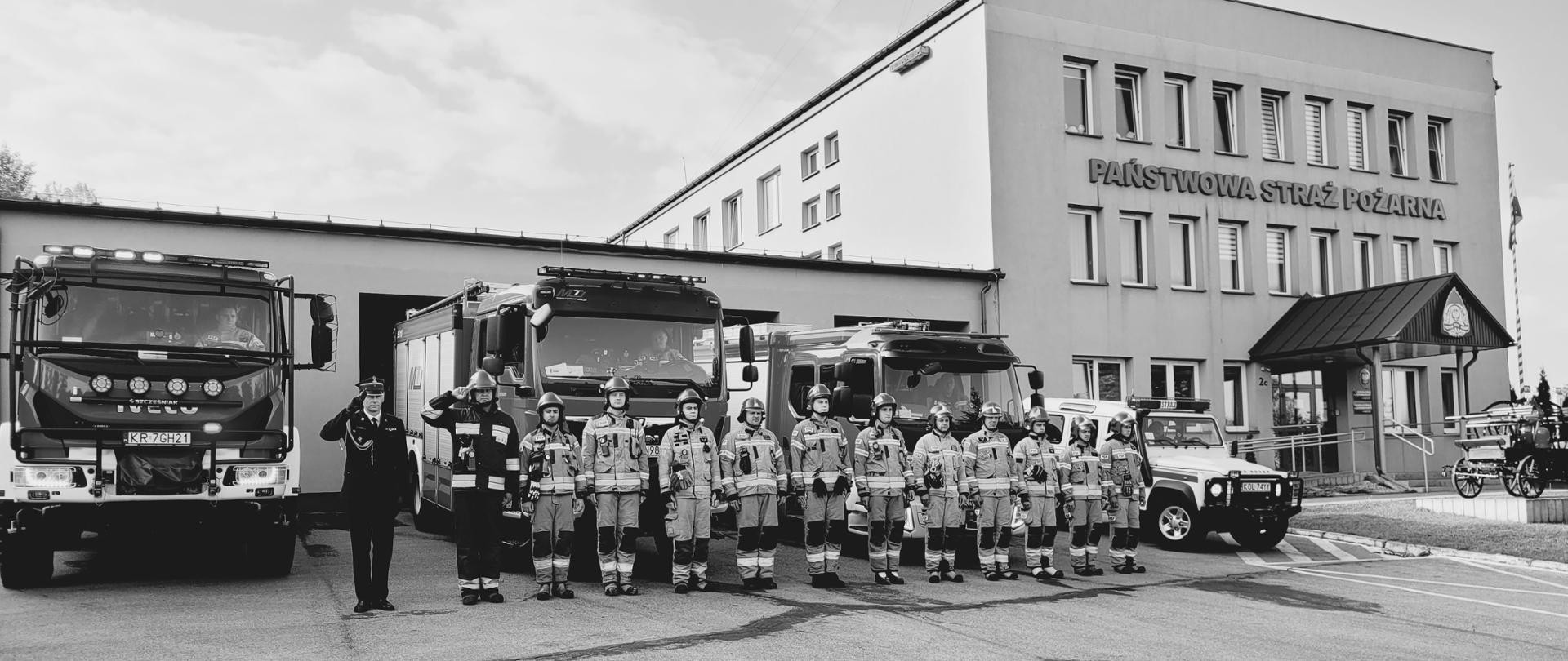 Małopolscy strażacy oddają hołd tragicznie zmarłemu koledze 