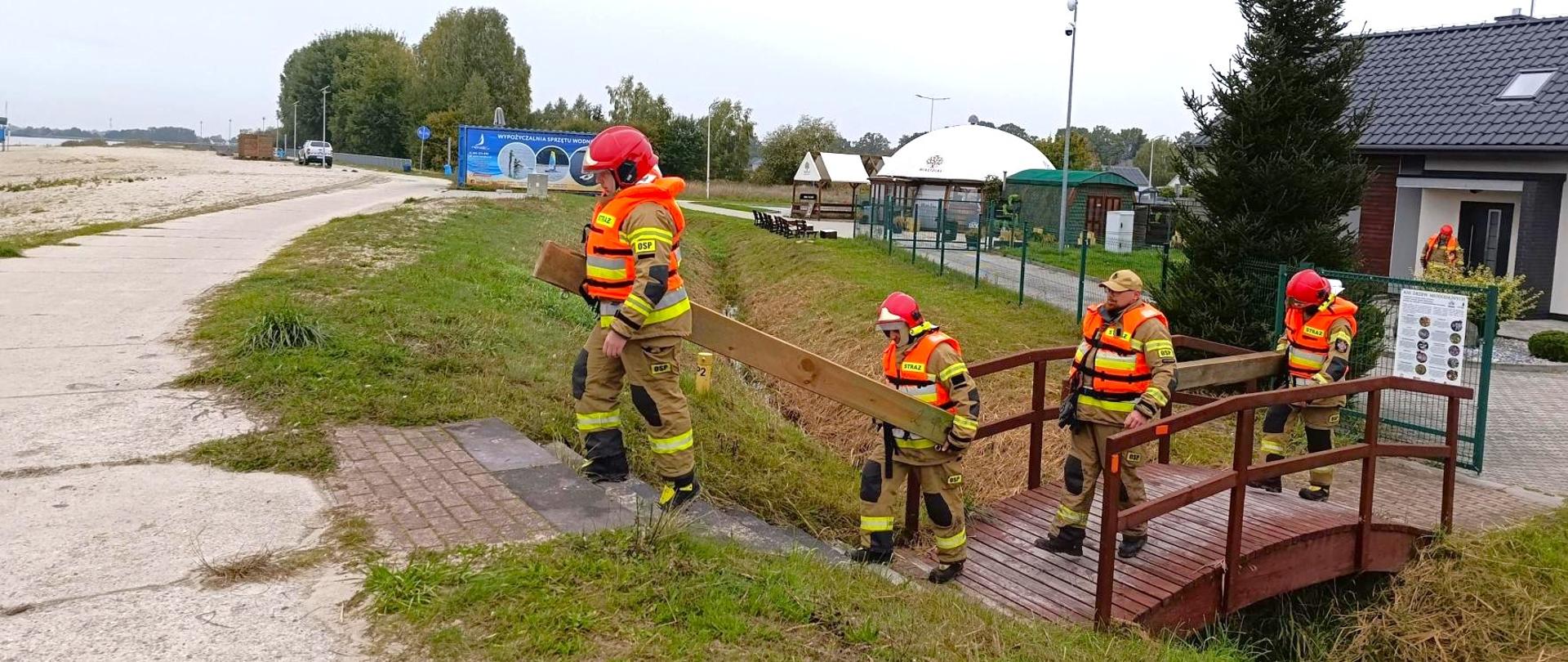 Ćwiczenia z montażu zamknięć szandorowych na zbiorniku Kluczbork