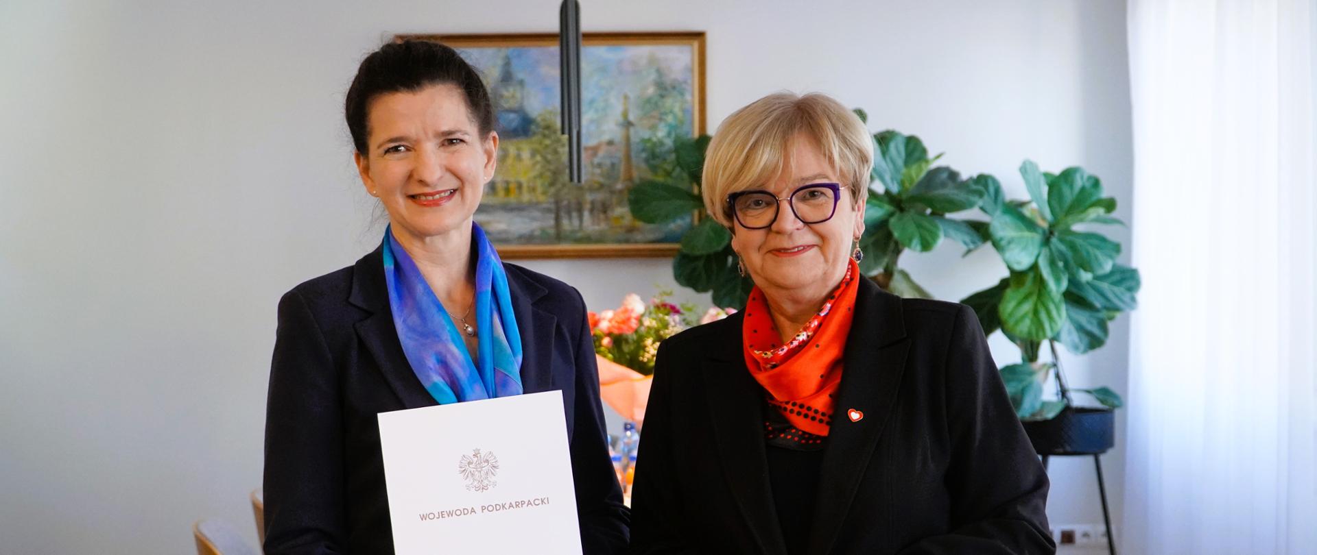  Konsultant Wojewódzki w dziedzinie transfuzjologii klinicznej i wojewoda podkarpacki Teresa Kubas-Hul