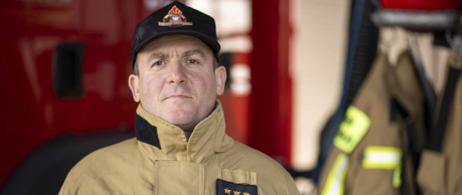 Portret dowódcy zmiany drugiej w ubraniu specjalnym