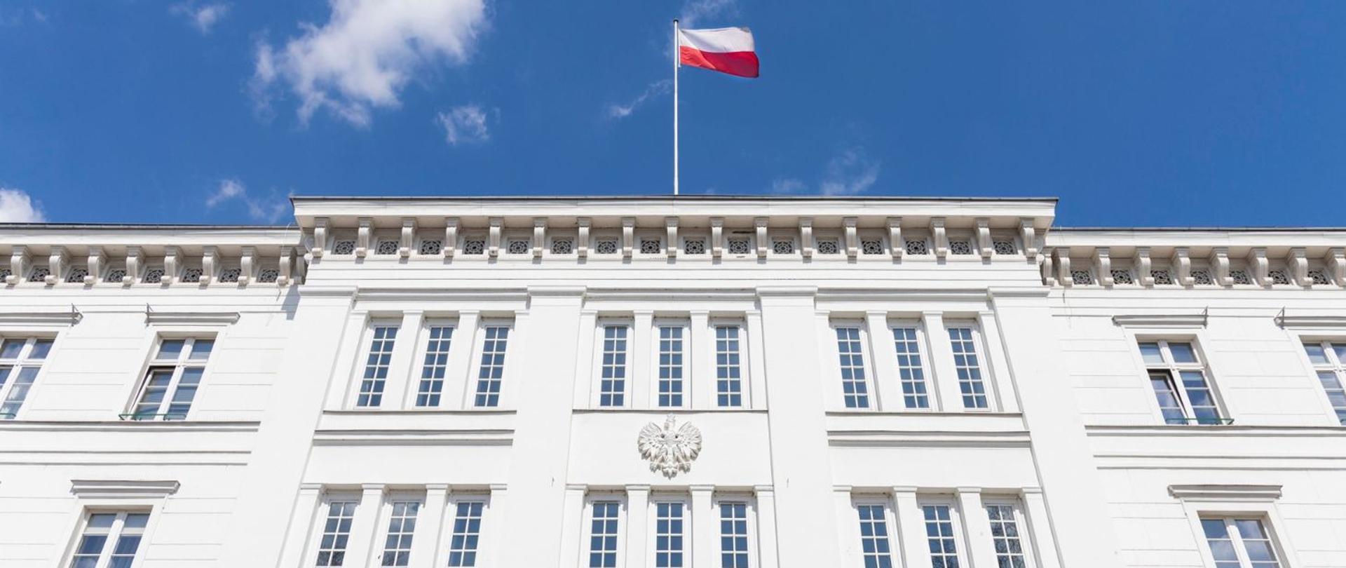 Podważanie jakości studiów nowo powstałych jednostek akademickich przez UMK. 