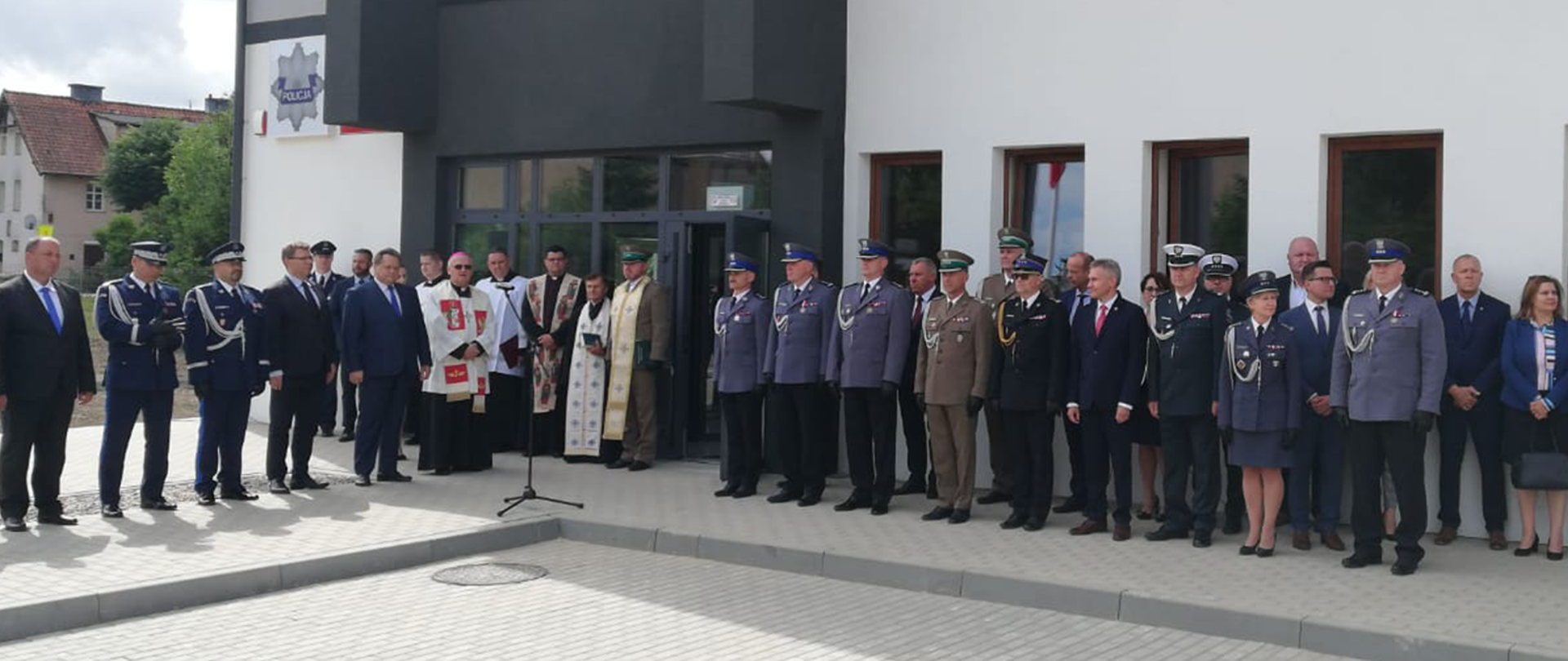 Wiceminister Jarosław Zieliński wziął udział w obchodach Święta Policji garnizonu warmińsko-mazurskiego w Kętrzynie oraz otwarciu nowej siedziby Komisariatu Policji w Korszach.