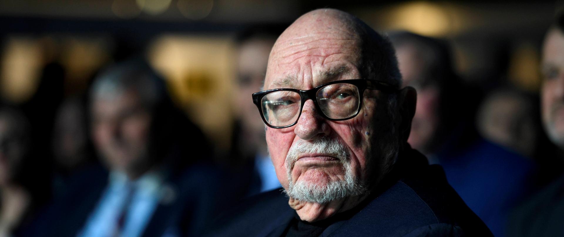 Jasionka, 13.03.2018. Re¿yser Jerzy Hoffman odebra³ z r¹k marsza³ka Sejmu RP Marka Kuchciñskiego nagrodê Karpacka Europa Wspólnych Wartoci, 13 bm. podczas trwaj¹cego w Jasionce k. Rzeszowa Forum Europa-Ukraina. (dd/cat)
PAP/Darek Delmanowicz