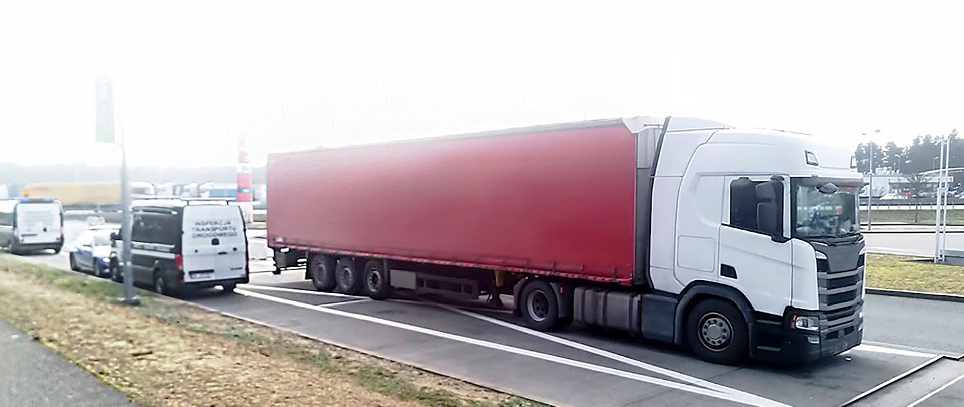 Ciężarówka, zatrzymana przez inspektorów lubuskiej ITD na autostradzie A2
