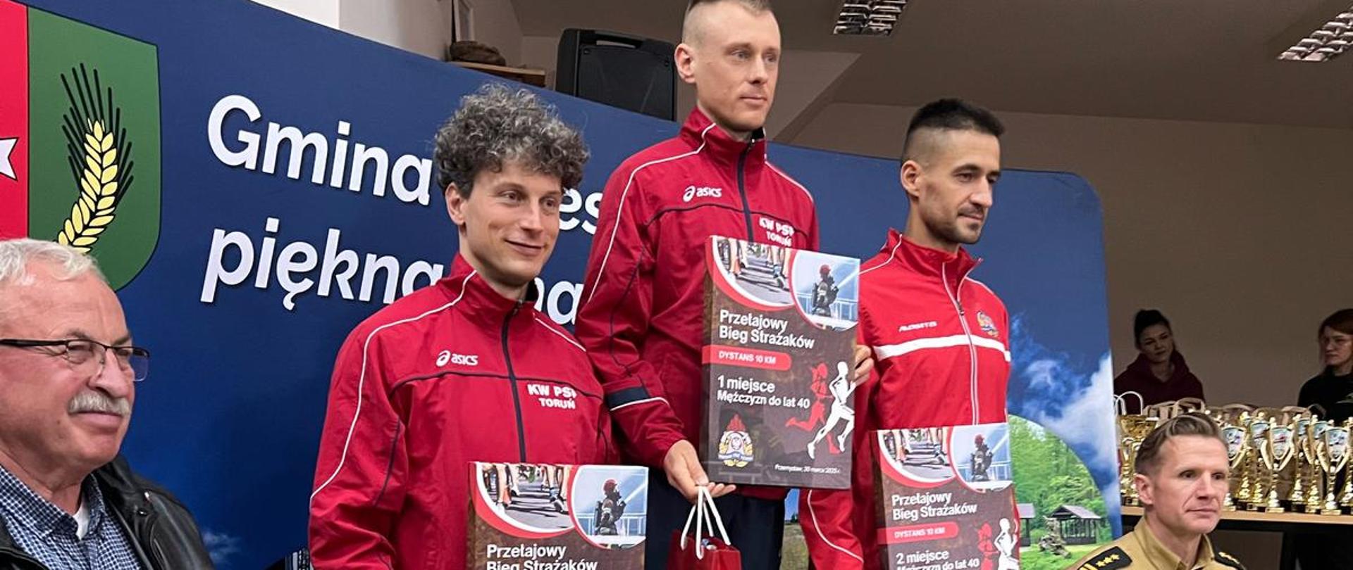 Na zdjęciu uczestnicy zawodów