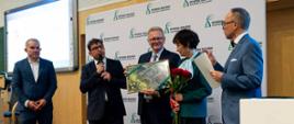 50 LAT BIAŁOSTOCKIEJ BIOLOGII - DYREKCJA RDOŚ WZIĘŁA UDZIAŁ W SESJI INAUGURACYJNEJ