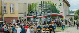 W Gibach odsłonięto mural upamiętniający Ofiary Obławy Augustowskiej