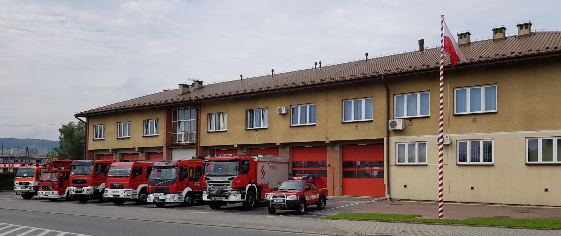 Zdjęcie przedstawia budynek Komendy Powiatowej PSP w Brzesku 