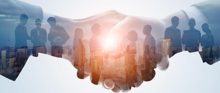 Dołącz do nas! Dłonie w uścicku