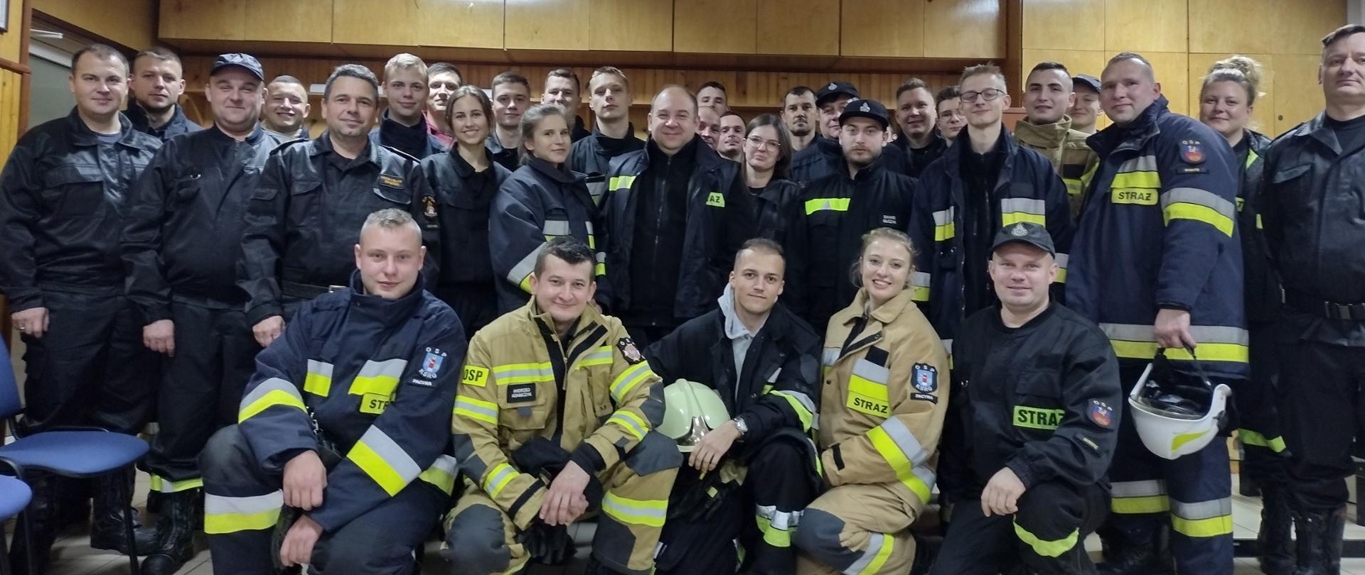 Szkolenie podstawowe Strażaków Ratowników Ochotniczych Straży Pożarnych. 