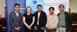 One Voice for Ukraine - przedstawiciele singapurskich organizacji młodzieżowych z Ambasador UE