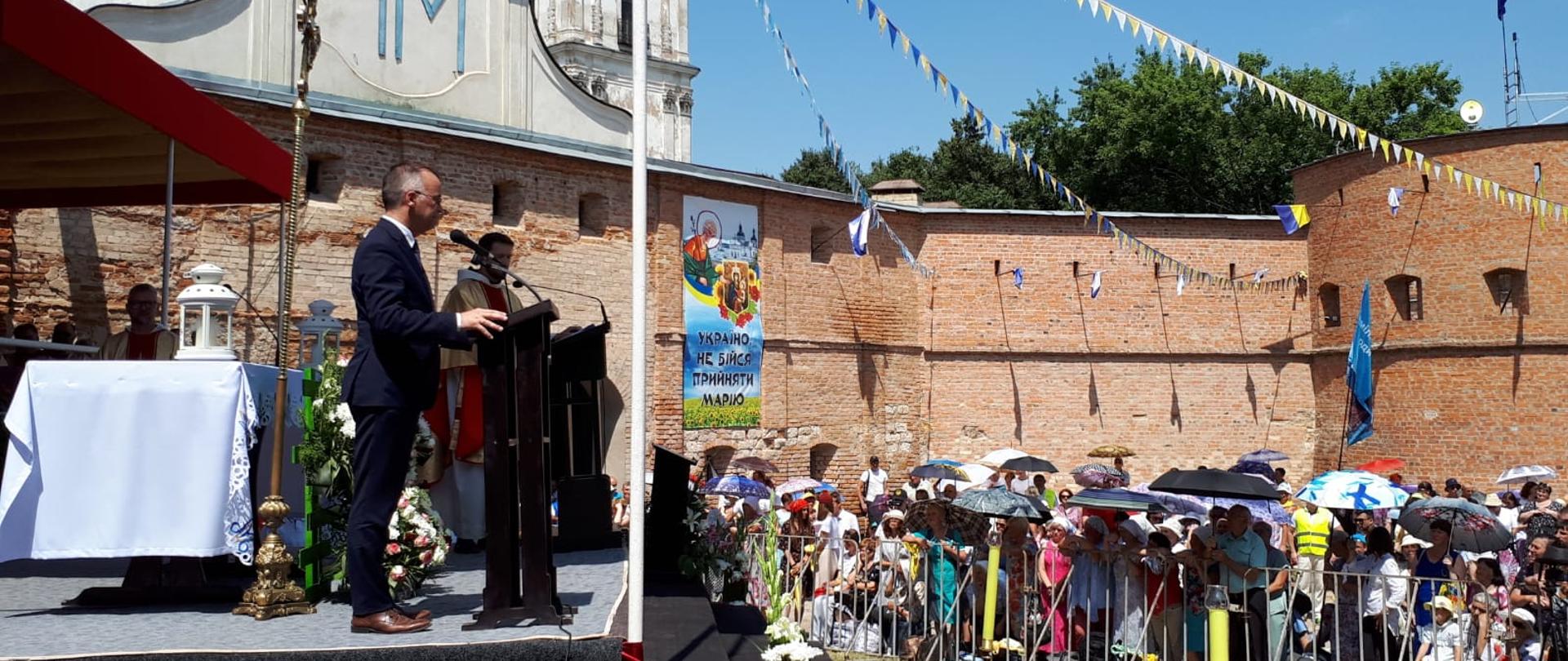 Wizyta wiceministra Jarosława Sellina w Berdyczowie na Ukrainie