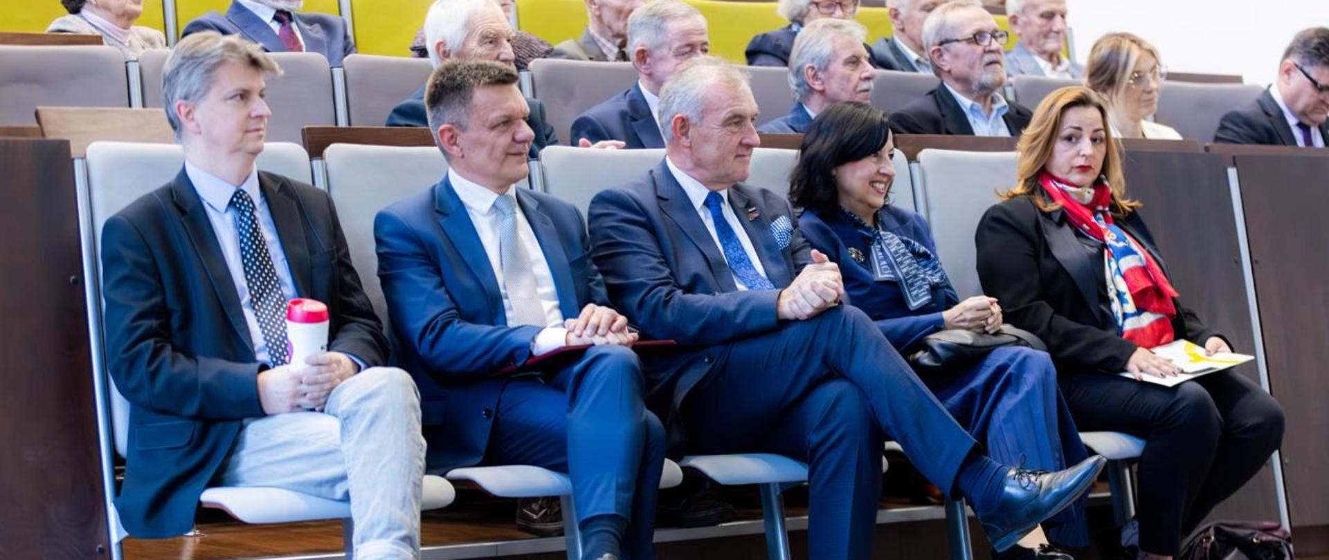 Podczas spotkania wojewodę łódzkiego Dorotę Ryl reprezentował zastępca dyrektora Biura Wojewody - Krzysztof Sztrajber 