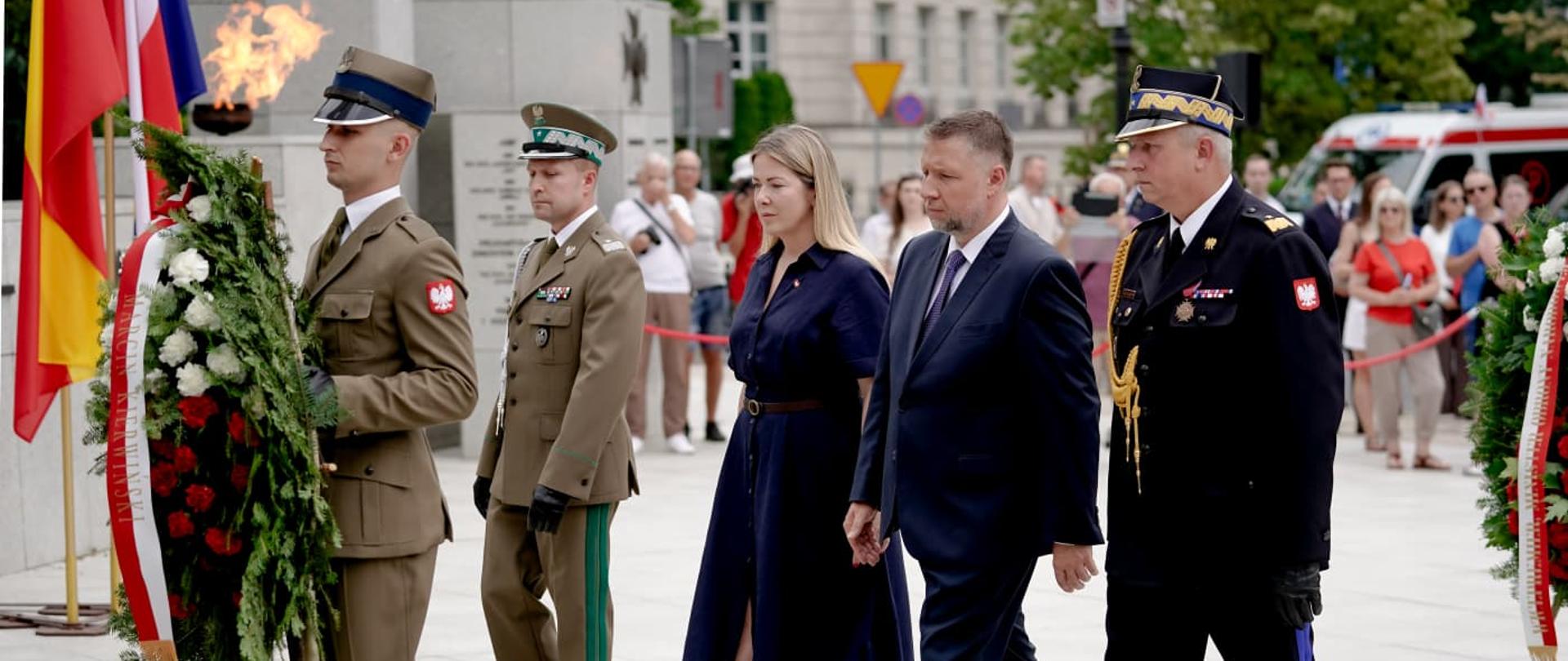 Kierownictwo MSWiA wzięło udział w obchodach 82. rocznicy wybuchu Powstania Warszawskiego