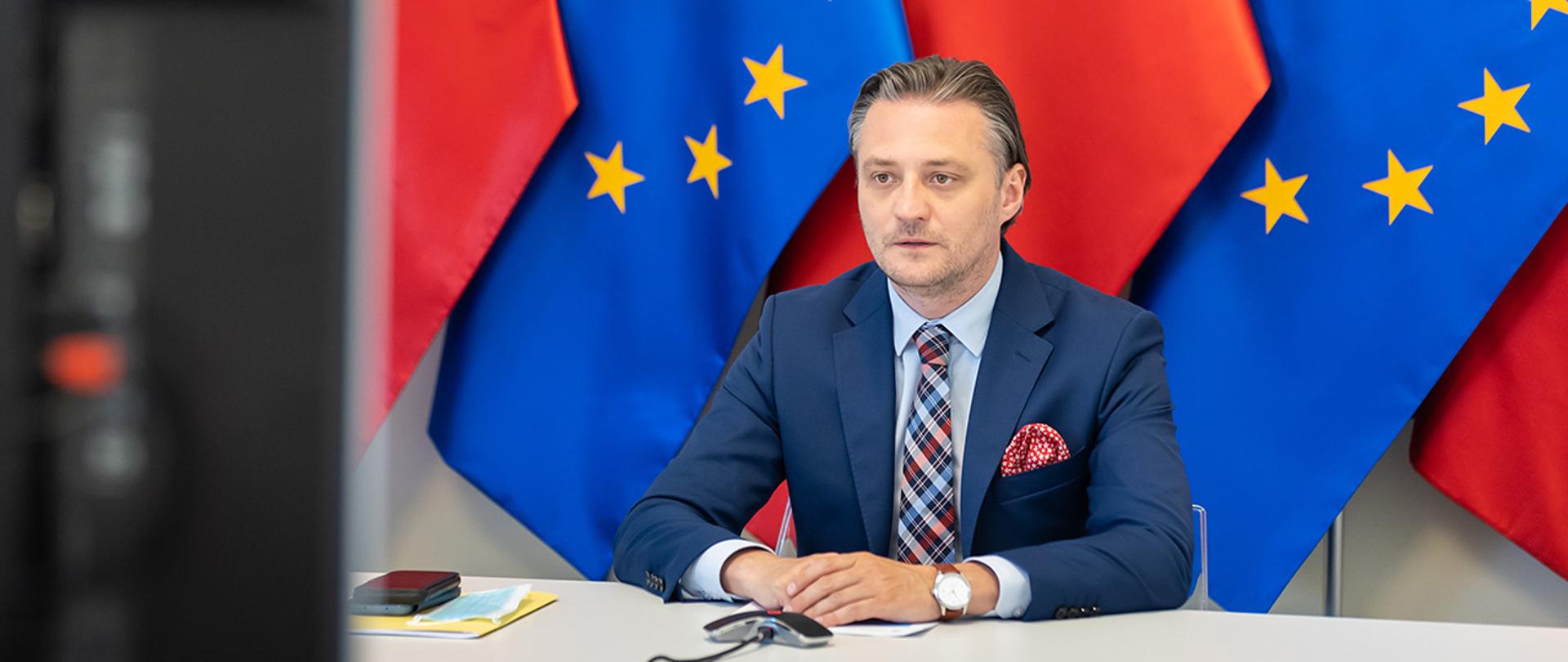 Na zdjęciu widać wiceminister Bartosz Grodecki