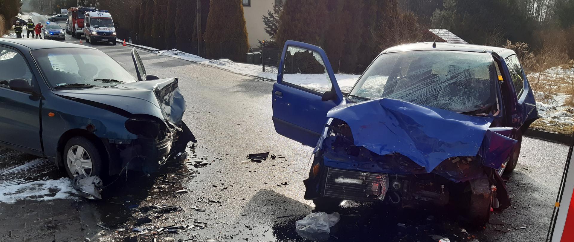 2 pojazdy biorące udział w wypadku