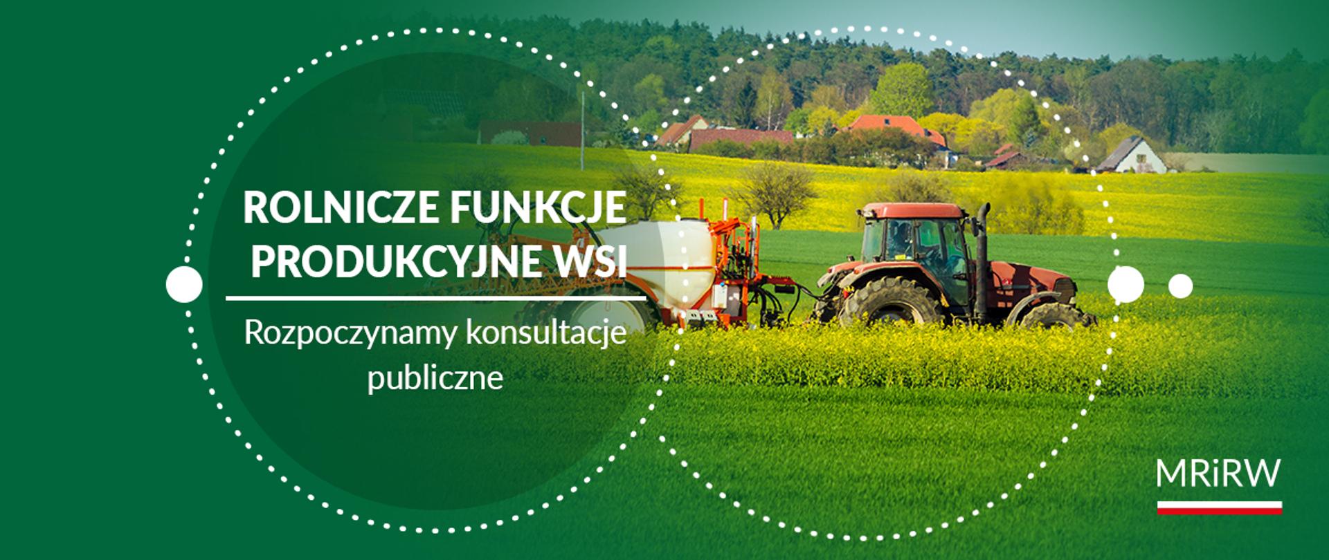 ciągnik podczas prac polowych