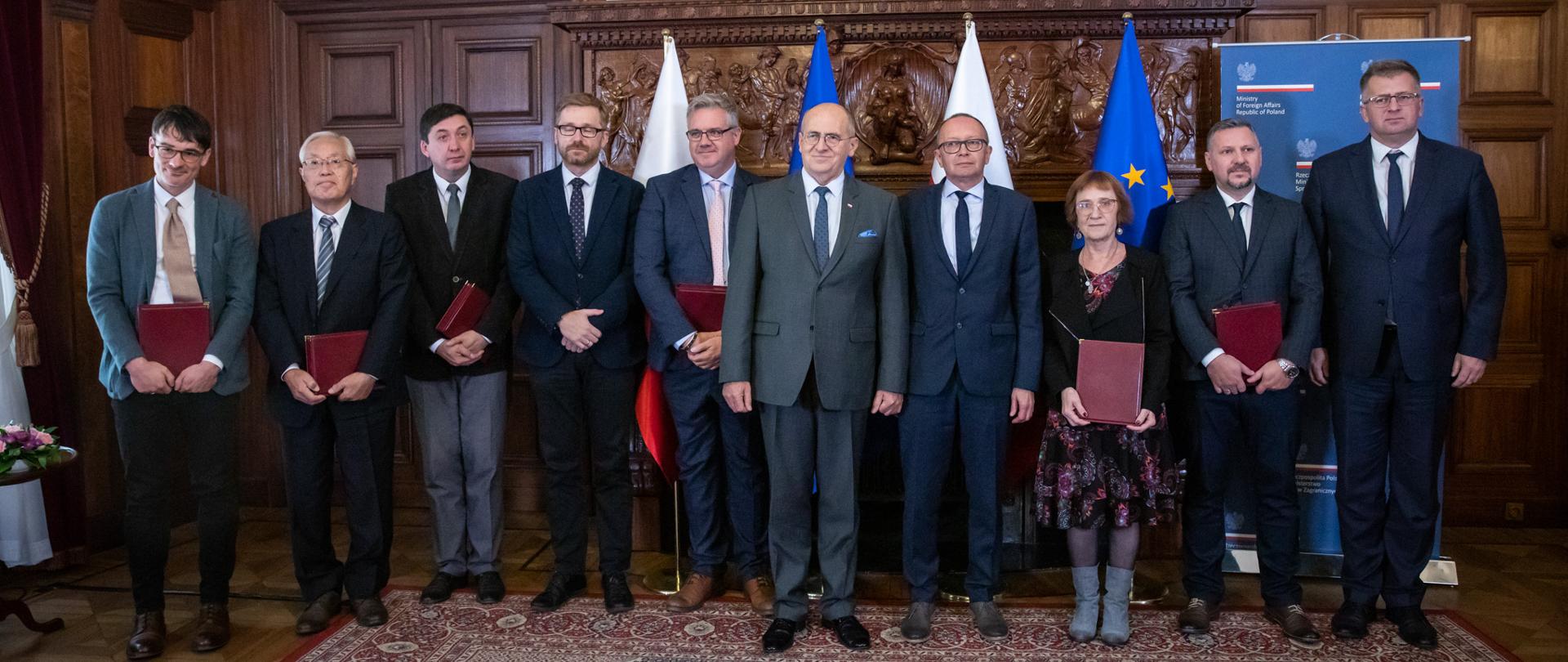 Ceremony to award prizes and honourable mentions in Foreign Minister’s History Competition