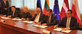 Podpisanie porozumienia ws. synchronizacji państw bałtyckich z systemem elektroenergetycznym Europy Kontynentalnej w formie politycznej mapy drogowej (Political Road Map) fot. Kancelaria Premiera