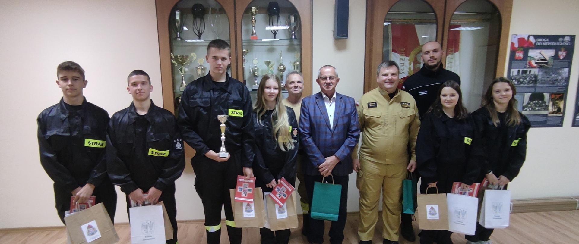 Spotkanie w KP PSP Żuromin z Młodzieżową Drużyną Pożarniczą
z Zielonej gm. Kuczbork - Osada
