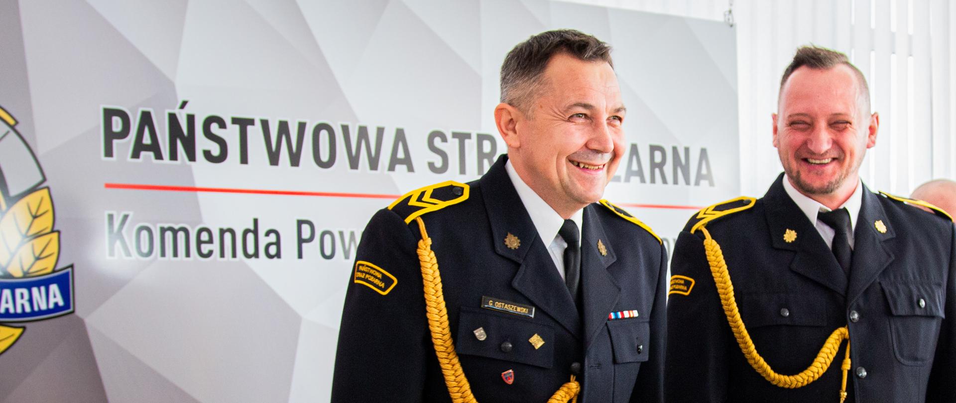 Oficjalne pożegnanie ze służbą st. ogn. Adama Bączek oraz st. ogn. Grzegorza Ostaszewskiego 