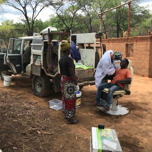Dentysta w Afryce – Zambia Chingombe i okolice
