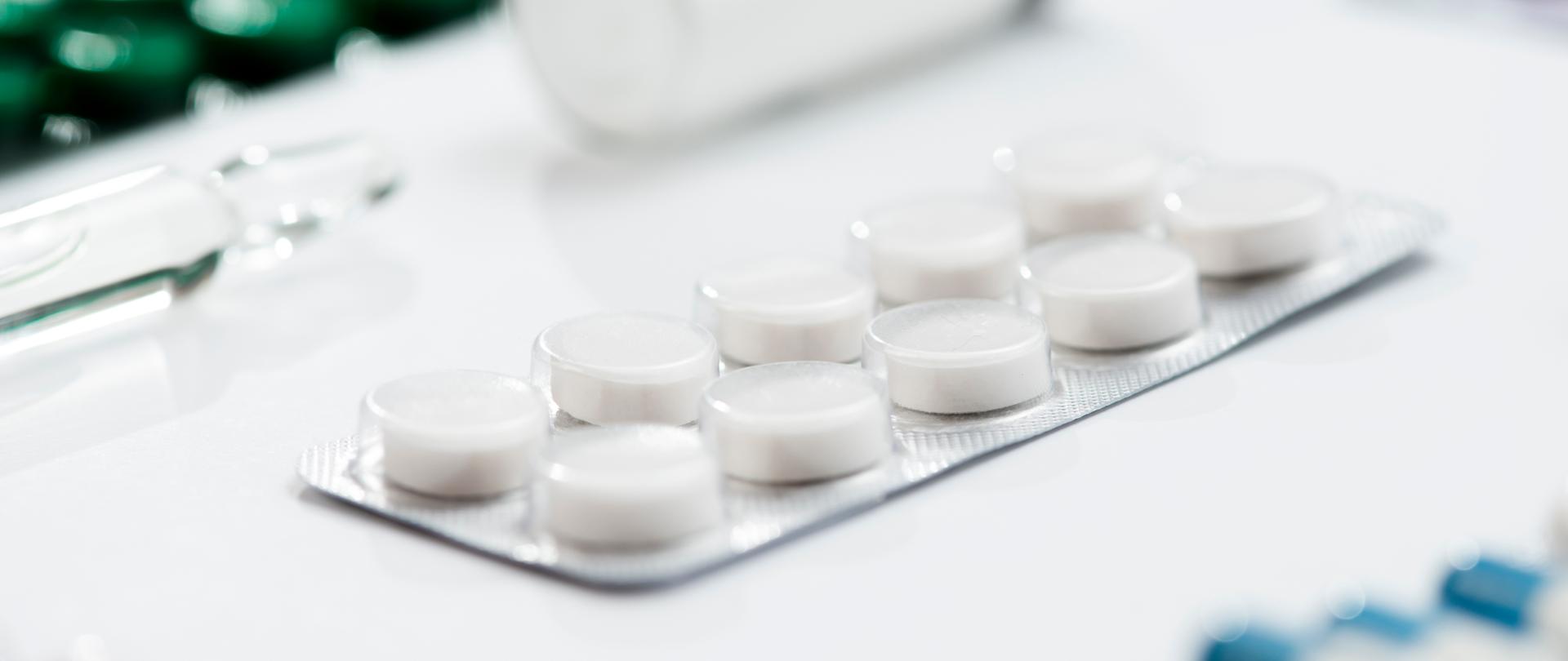 blistry z tabletkami