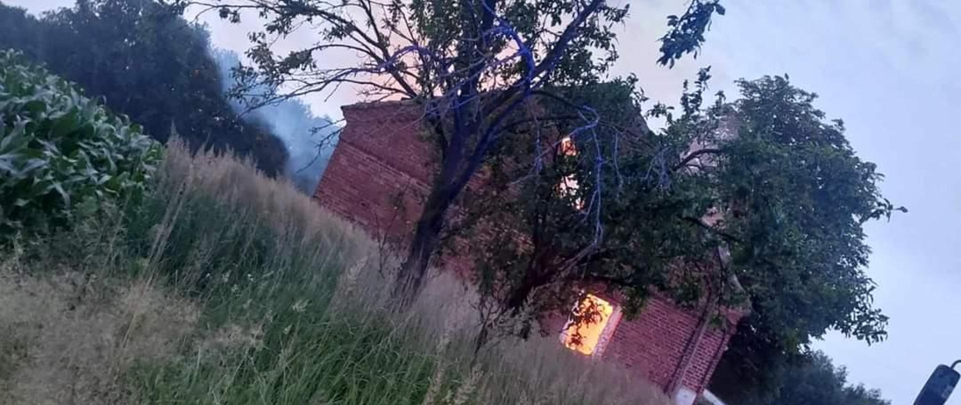 Pożar budynku mieszkalnego w Sobiesękach Pierwszych [22.06.2024]
