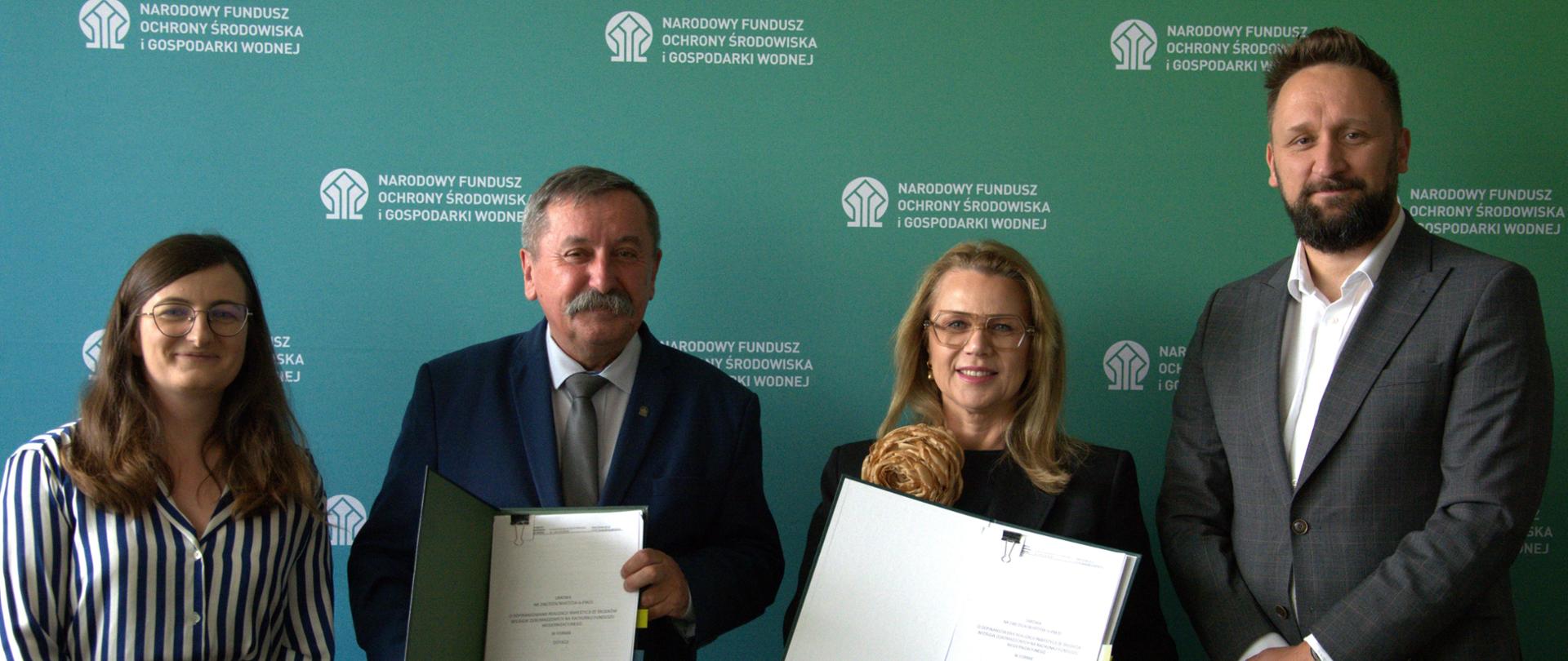 Józef Matysiak, zastępca prezesa NFOŚiGW podczas podpisania umowy o dofinansowanie na realizację projektu „Zakup i montaż liczników zdalnego odczytu u klientów warszawskiej sieci dystrybucyjnej” (część B).